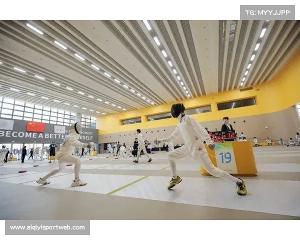 儿童击剑鞋减震专利首次亮相大连赛推动器材创新助力青少年击剑发展